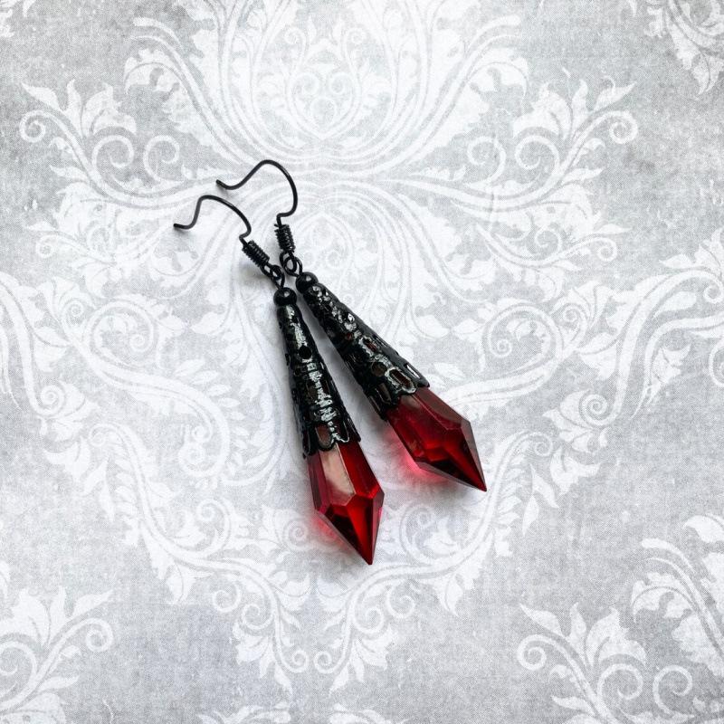 Gothic Red Teardrop Earrings - Vintage Victorian Halloween Punk Style