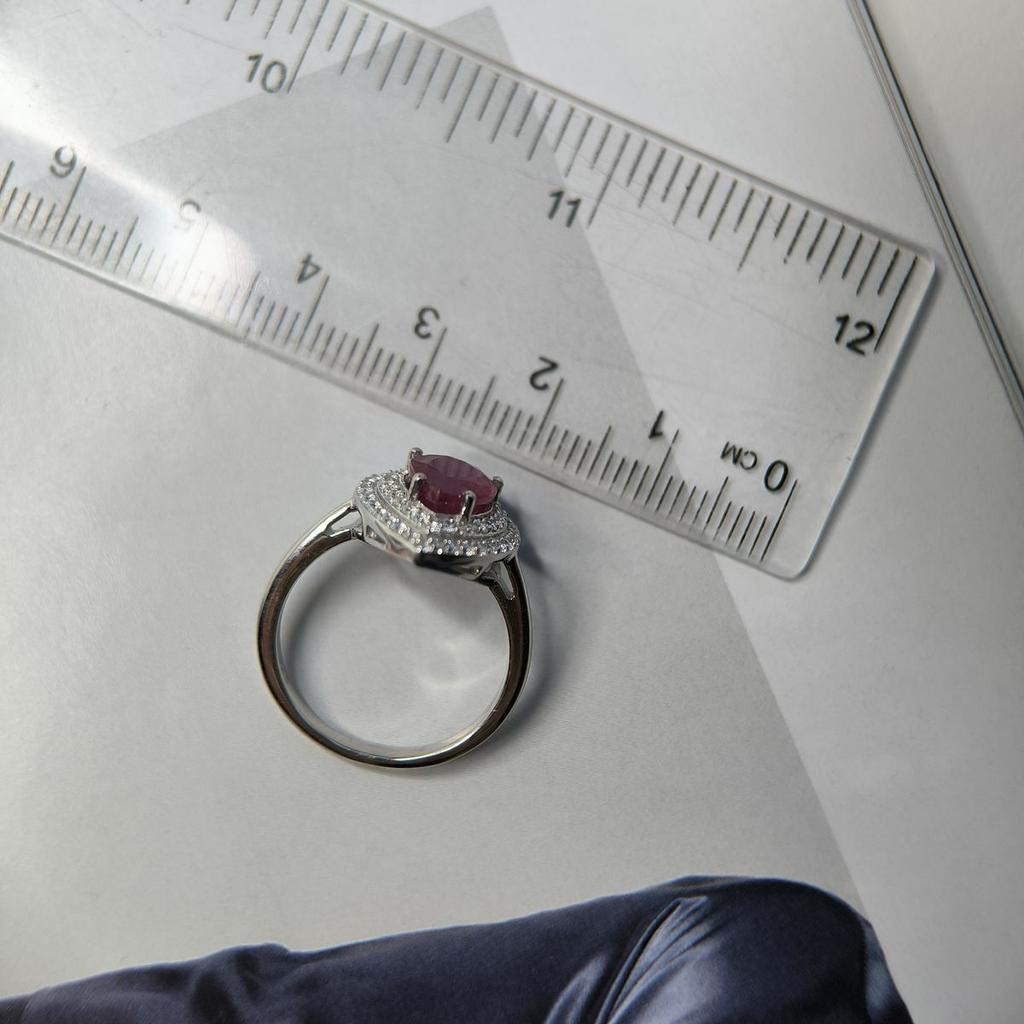 Silver Ring with a Natural Ruby 3.013ct, Item Weight 3.69 G (2182429)