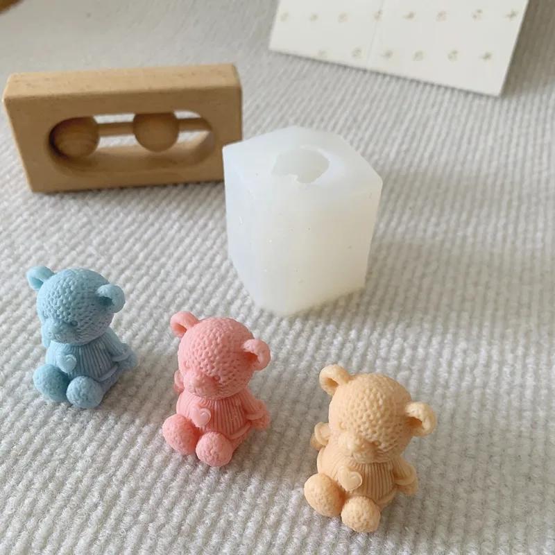 Mini Love Bear Candle Silicone Mould 3D Cute Sweater Bear Plaster Crafts Resin Cement Mold DIY Handmade Animal Soap Making Tool