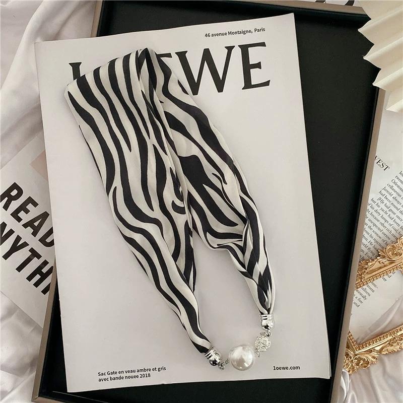 1Pc Cloth Accessories Versatile Patterned Texture Pearl Fashion Neck Protection Scarf Magnetic Silk Scarf
