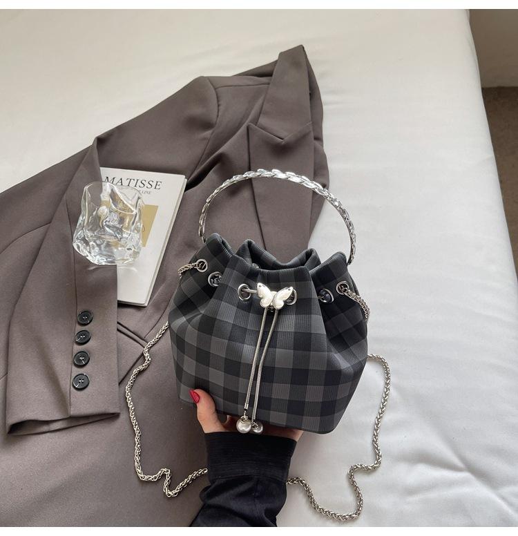 Chain Plaid New Bucket White Trendy Shoulder Bag Small Korean Version Versatile Messenger Bag Ring Hand Bag