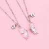 2PCS/Set Beautiful Butterfly Pendant Necklaces Best Friends Couple Magnet Choker Vintage Chain Lover Fashion Party Jewelry Gifts