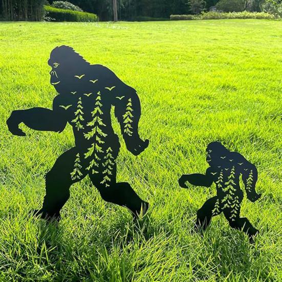 Halloween Metal Garden Stake Black Sasquatch Cat Dog Patio Yard Sign Outdoor Silhouette Statue for Garden Yard Patio Lawn Decor