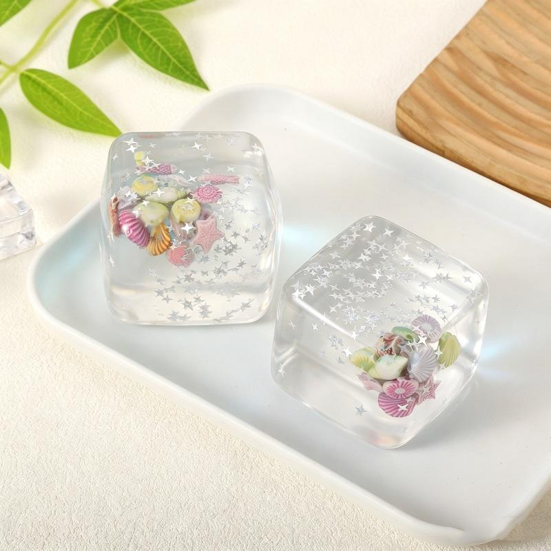 Clear Square Ocean Stress Relief Fidget Toy Glitter Sequins Seashell Inlay for Office Desk Decoration Adult Use