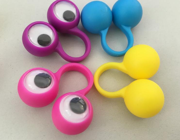 Children's Novelty Finger Eye Toys - Prank Rings for Holiday Parties and Gashapon Fun