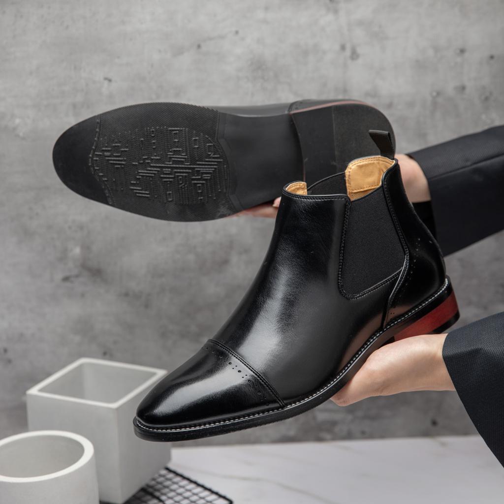 Fashion 2025 Retro Men's Solid Color Pointed Business Ankle Boot  Comfortable Wedding  Party Shoe Breathable  And  Anti-Slip Ankle Boots