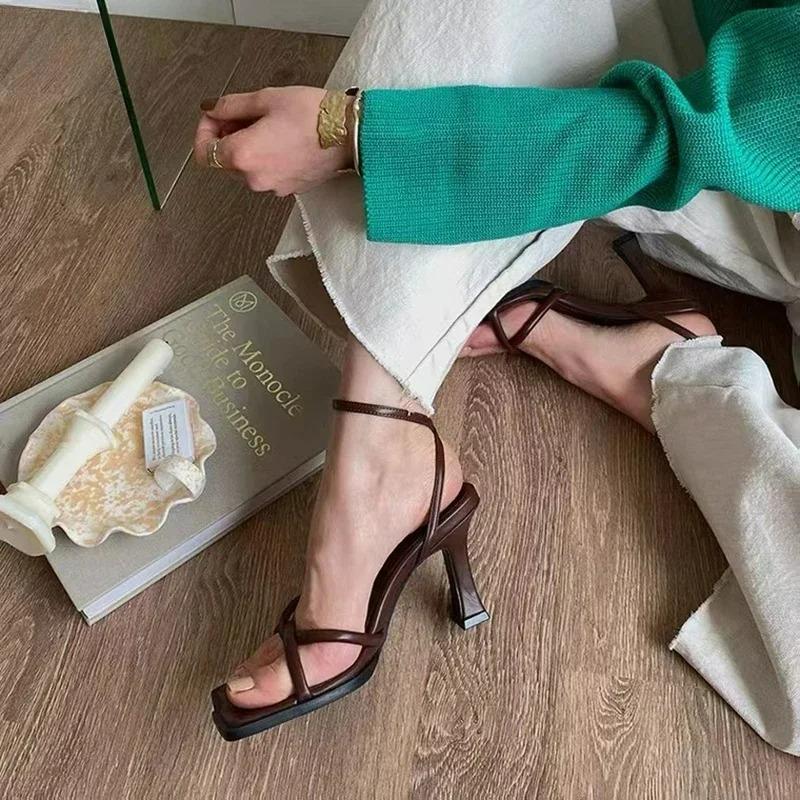 2025 Summer Narrow Band Heel Sandals Women Thick Heel 7 CM Ankle Strap Fashion Square Toe Ladies Dress Sandalias Women's Shoes