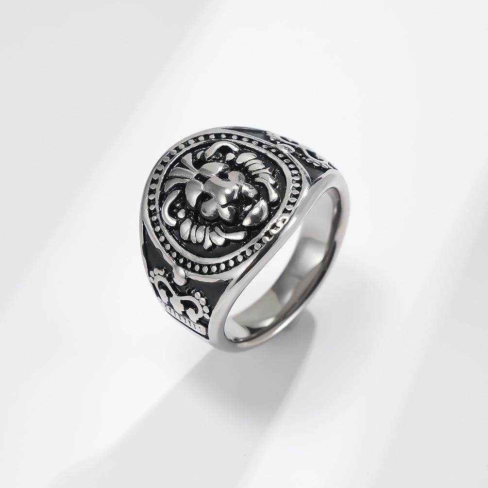 European and American Style Lion Head Stainless Steel Mens Ring Retro Lion Style Domineering Jewelry