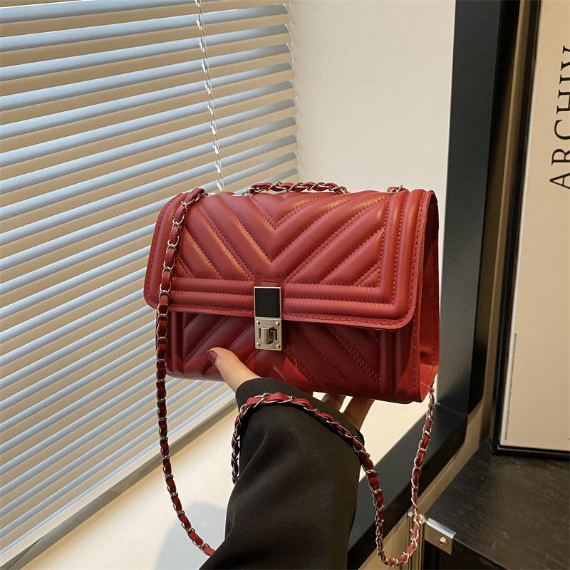 Premium Small Square Bag Spring and Summer New Fashion Trend Chain Messenger Bag Simple Shoulder Underarm Bag Women