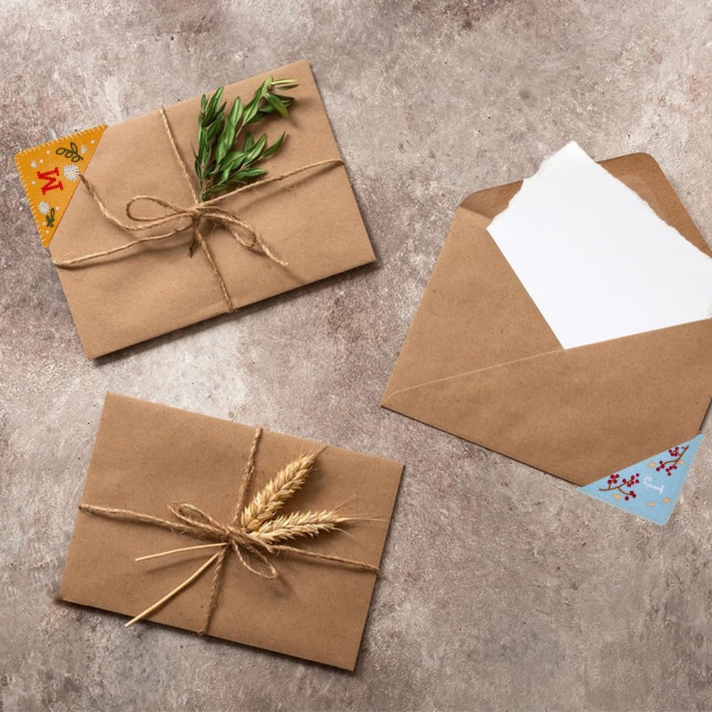 2 Styles Embroidered Corner Bookmark Hand Stitched Felt Corner Letter Bookmark Cute Flower Letter Embroidery Bookmarks Letter M J Triangle Bookmarks