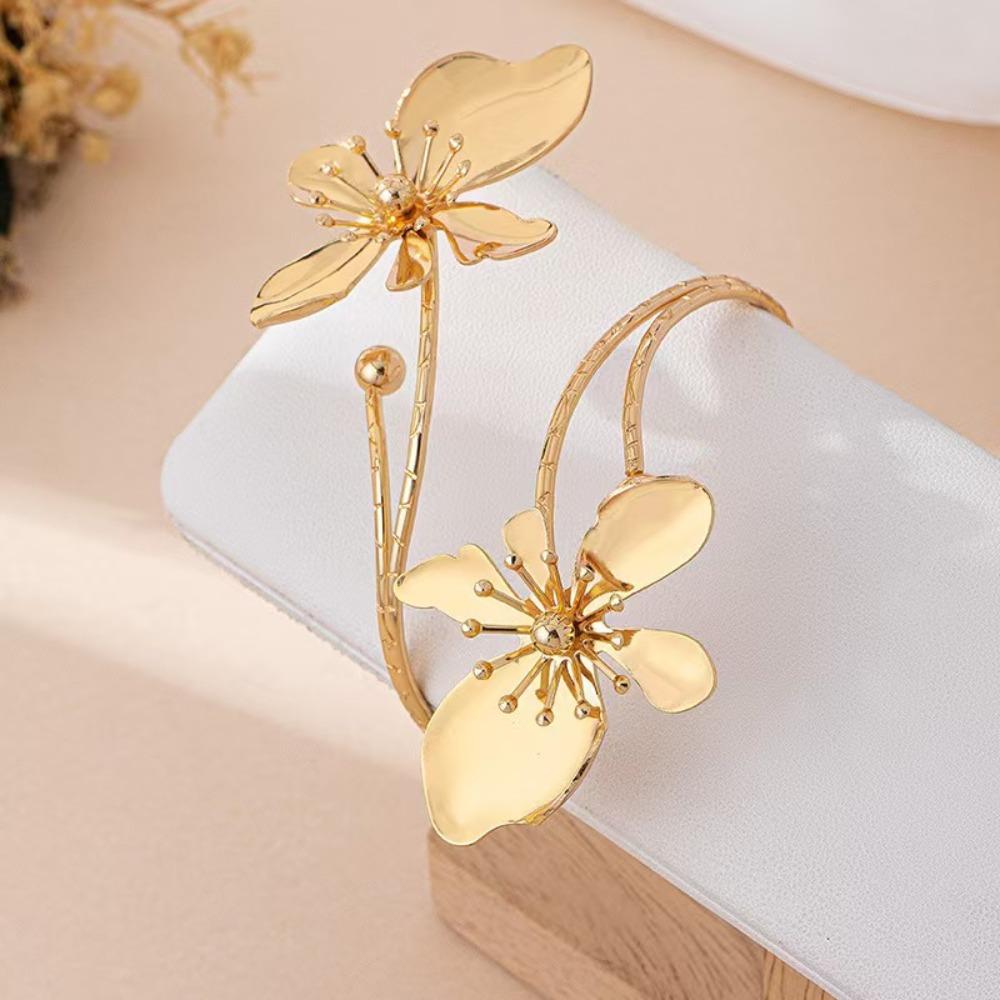 

Adjustable Open Arm Bangle Enamel Glaze Armband Exquisite Flower Bracelet Girls золотий