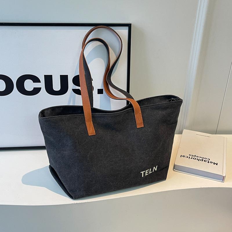 Retro large-capacity canvas tote bag women's bag 2025 new ins casual simple commuter shoulder bag underarm bag