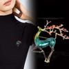 Drip oil deer chest flower, animal pin, high-end brooch, clothing, Christmas brooch, pin buckle