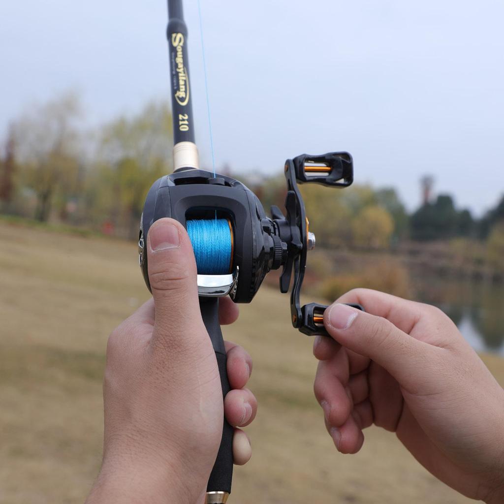 Travel Fishing Rod Baitcasting Fishing Reel Combo Telescopic Casting Fishing Rod 12+1BB Fishing Reel