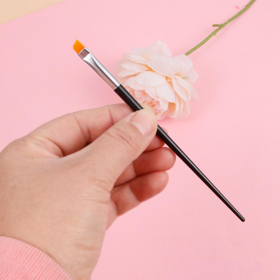 Einzelner flacher Pinsel, Präzisions-Concealer-Eyeliner-Pinsel, professioneller Lidschattenpinsel, tragbarer Make-up-Augenbrauenpinsel