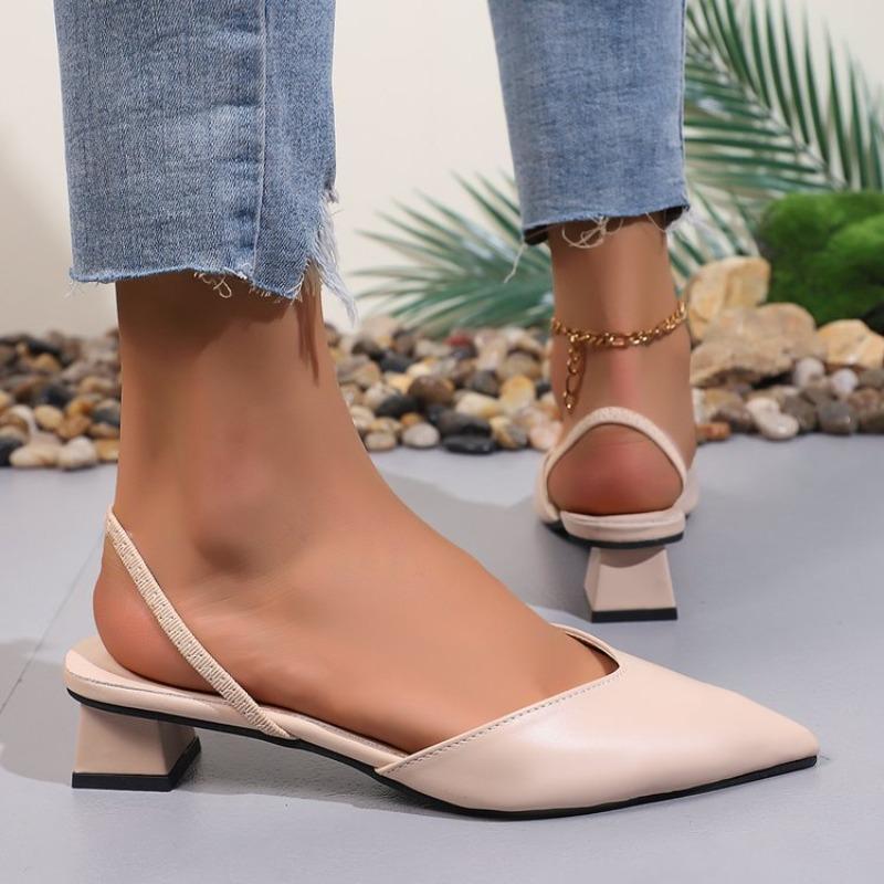 Chaussures à talons hauts et bout pointu pour femmes Style étranger Nouvelles Chaussures d'été Baotou Demi-chaussures Sandales et Pantoufles Grande taille