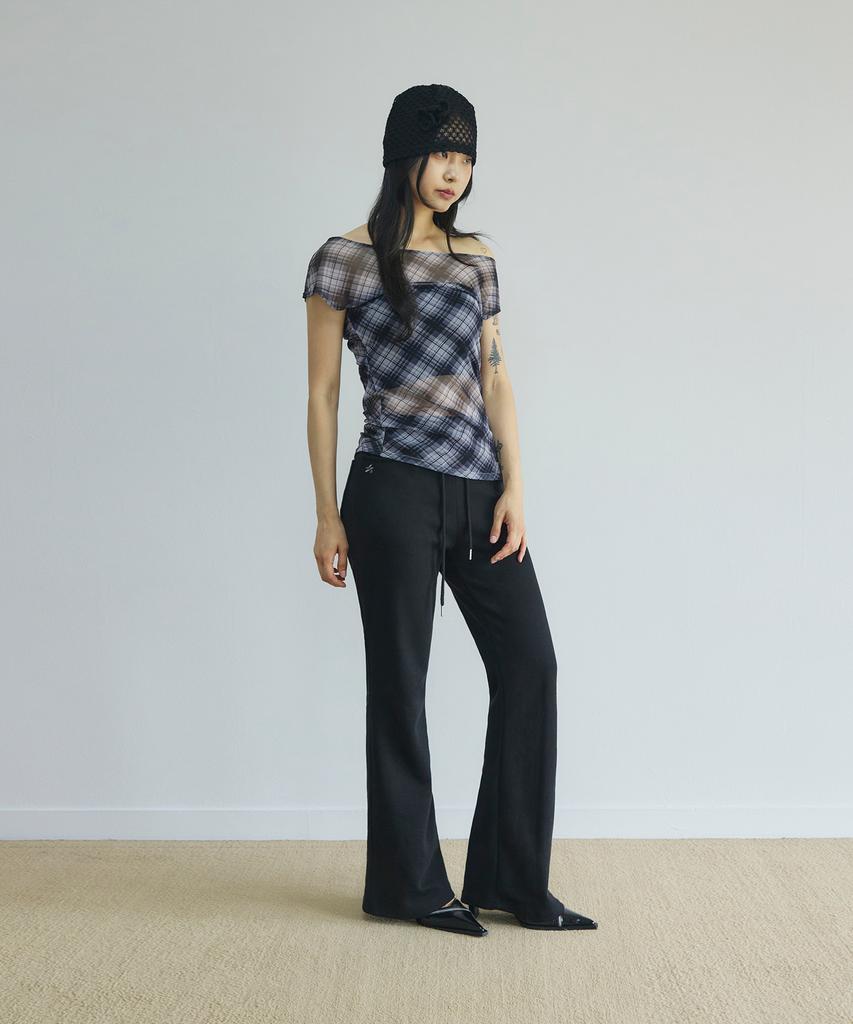 Seulliggeullou Bootcut Logo Training Pants [2 Colors]