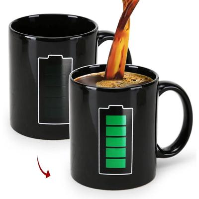 Kleurveranderende koffiekopjes Creatieve batterij Magische mok Positieve energie Kleur Keramiek Verkleuring Thee Waterfles Nieuwigheidscadeaus