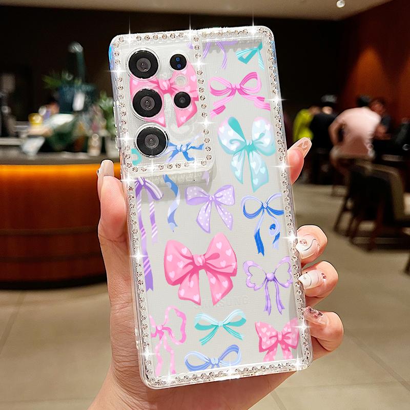 

Чехол с розовыми бантиками, цветами и бриллиантами для Samsung Galaxy S25 Ultra S24 Plus S22 S23 S21 FE A14 A15 A16 A25 A26 A34 A35 A36 A54 A55 A56 5G Capa Funda Samsung S24 прозрачный