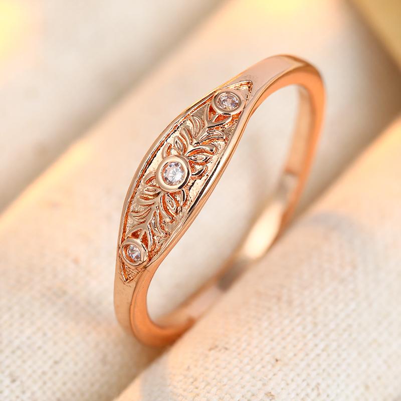 Classic Inlaid White CZ Flower Women's Ring Trendy Gold Color Hand Carving Daily Wear Party Jewelry Anniversary Gift