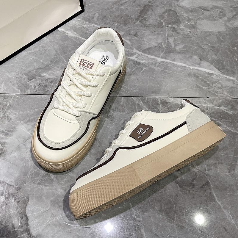 Comfortable Thick Soled Shoes Simple and Fashionable Retro White Shoes Board Shoes
