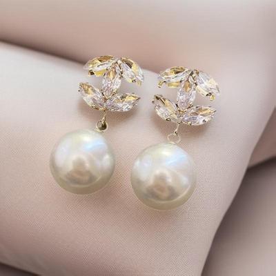 Orecchini pendenti francesi di lusso da donna con perle e zirconi - Borchie moda di alta gamma 2025