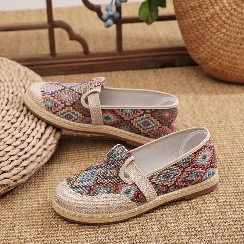 Customized cloth shoes women's shoes casual single shoes women's canvas shoes lazy fisherman shoes middle-aged and elderly mother shoes one pedal