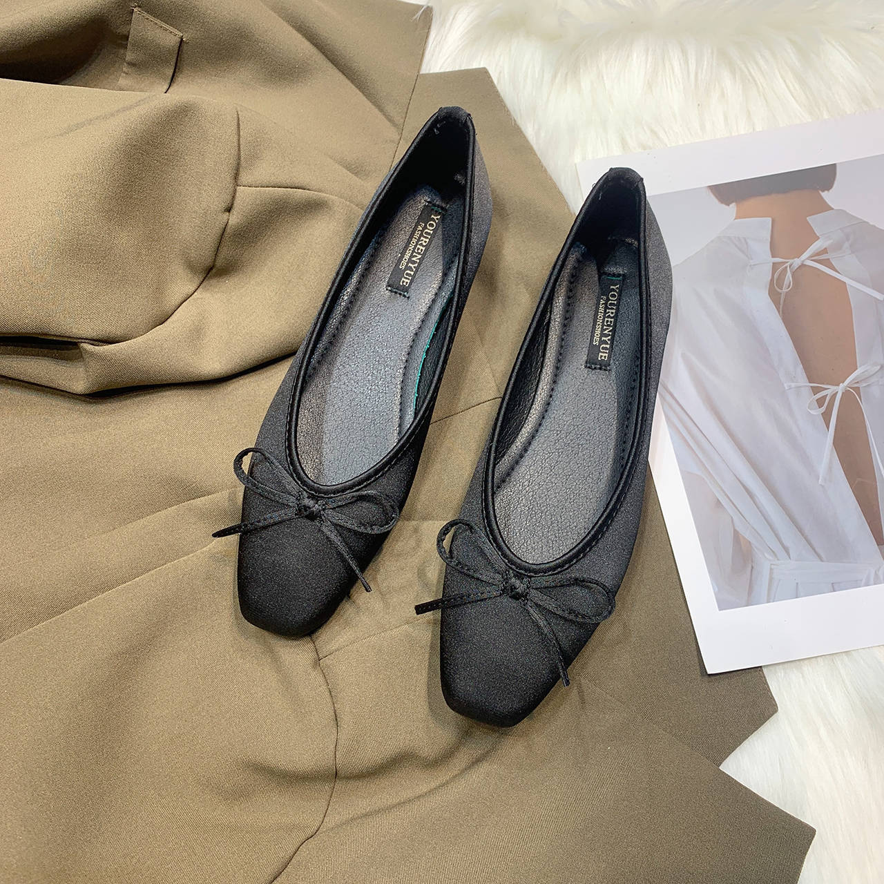 

French flat-bottomed fairy wind gentle single shoes female 2025 new light-mouth bow grandma shoes ladyshoes Doudou shoes 39 чёрный