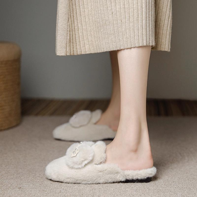 Leather beige fluffy shoes, women wear plush slippers in winter, bag head maternity shoes, soft-soled non-slip cotton shoes
