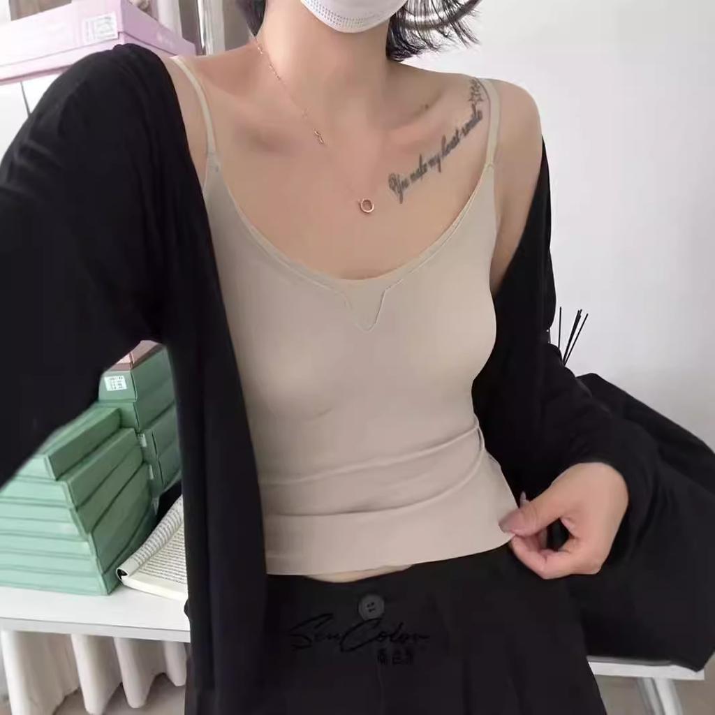 Ice Silk Spring and Winter Seamless Latex Fixed Cup In The Long Wrap Chest Comfortable Sexy Anti-slip Strap Woman