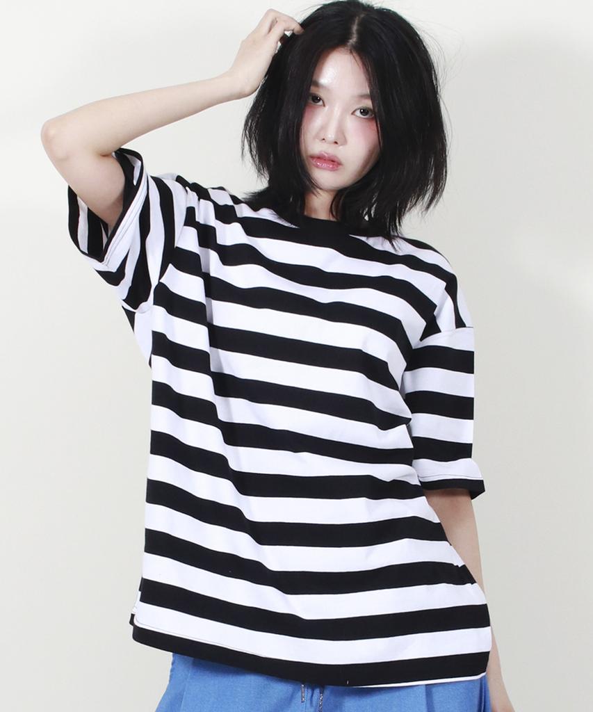 Deumakeu Bold Stripe Oversized Short Sleeve T-Shirt Black