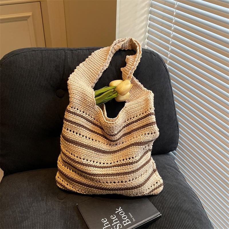 

Large capacity knitted bag women s summer new versatile striped woven bag seaside leisure beach bag хаки