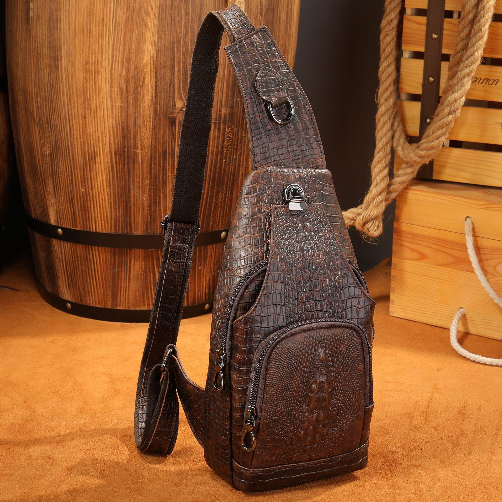 

Business Commuting Men s Diagonal Cross Small Bag Men s Korean Version Crocodile Pattern Bag New Men s Sports Chest Bag Trend темно-коричневого кольору