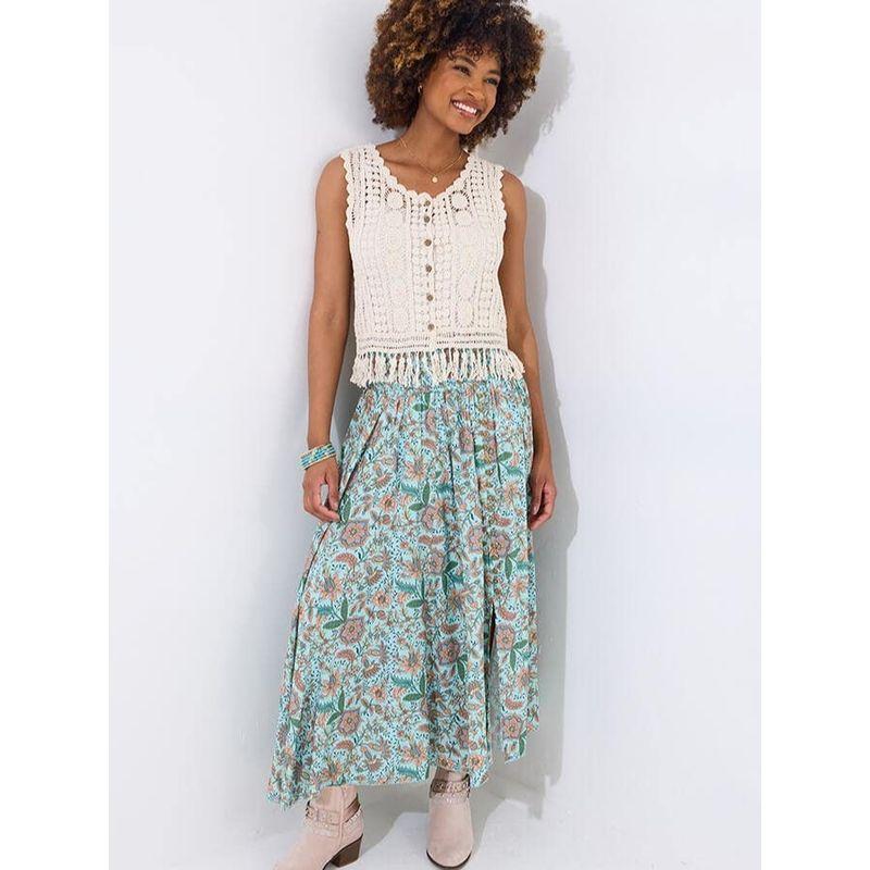 Small Fashion Lace V-neck Single Breasted Tassel Cut Out Crochet Knitting Cardigan Outer Wear Vest Sleeveless Tops