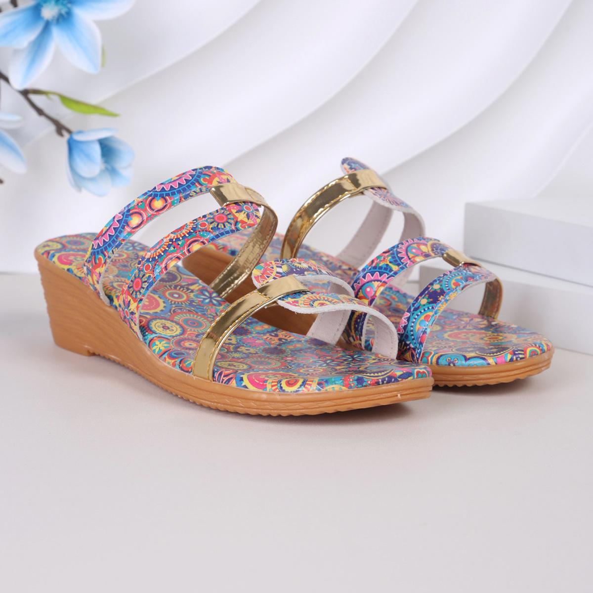 22 summer new large-size printed cool slippers European and American round head one-word wedge slippers 35