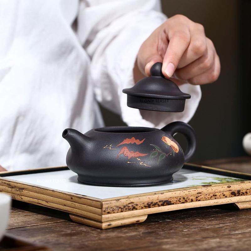 200ml Yixing Purple Clay Teapot Handmade Peach Pattern Tea Pot Beauty Tea Infuser Kettle Household Chinese Zisha Teaware