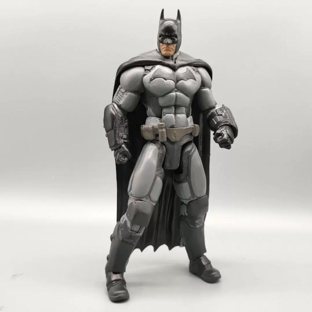 20 Spot-On Movie And Comic 16cm Bat Action Figures, Perfect As Desktop Ornaments And Festive Surprise Gifts For Fans