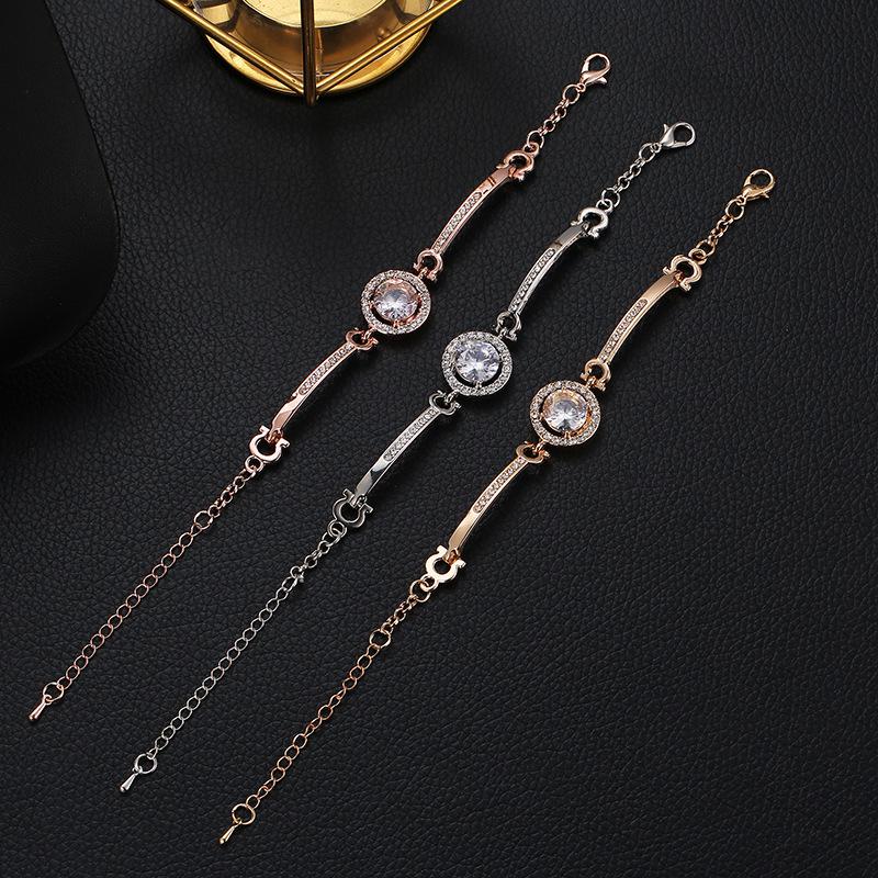 Korean Style Women's Sparkling Diamond Zircon Bracelet - Simple, Versatile, and Elegant.