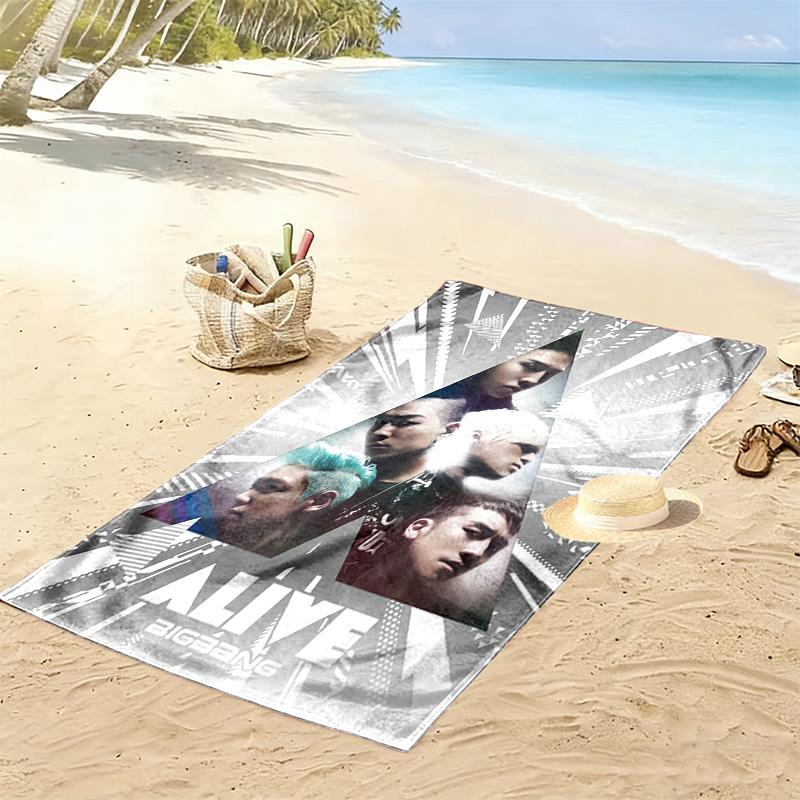Vibrant Youth Expressions Beach Towel Outdoor Camping Beach Towel for Vacation Photos Quick-drying Swim Towel Swim Seaside Outdoor Picnic Beach Mat