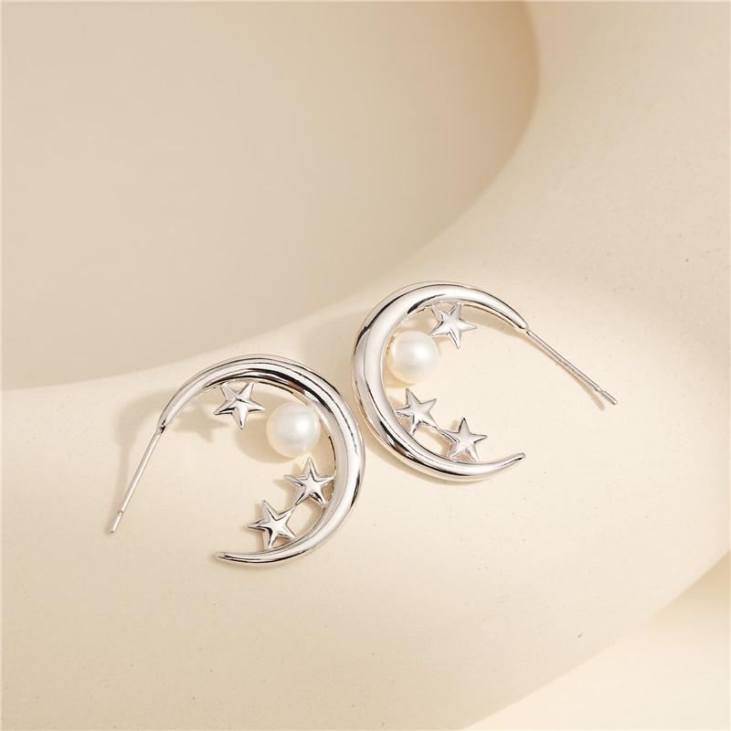 925 Sterling Silver Baroque Pearl Earrings with Moon & Star Design - Women's Hot Item