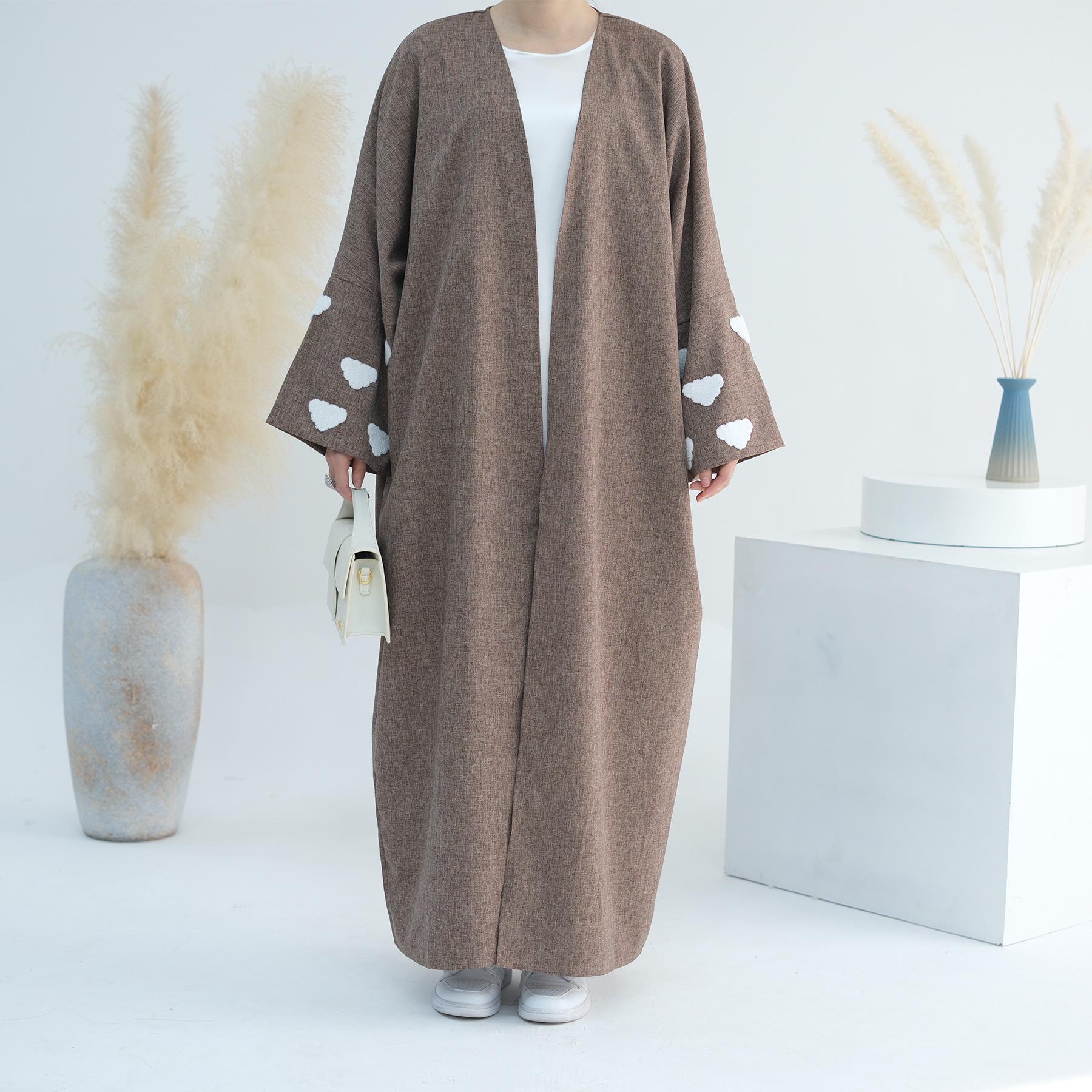 Aiyirui Cloud Embroidery Plus Size Cardigan 731 L