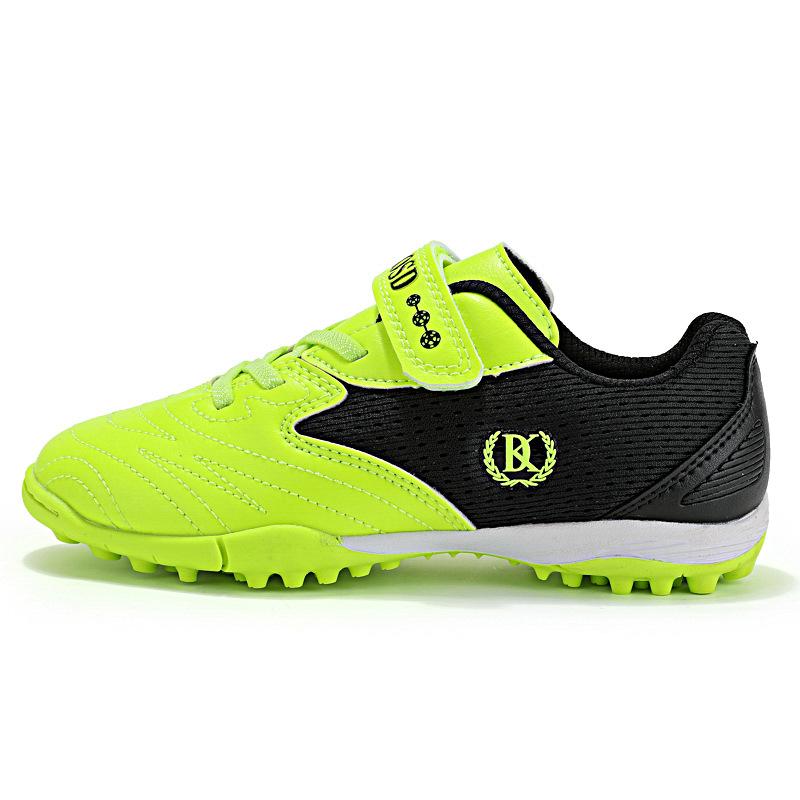 Football shoes children boys and girls sports shoes mesh broken nails primary school students broken nails sports shoes direct sales