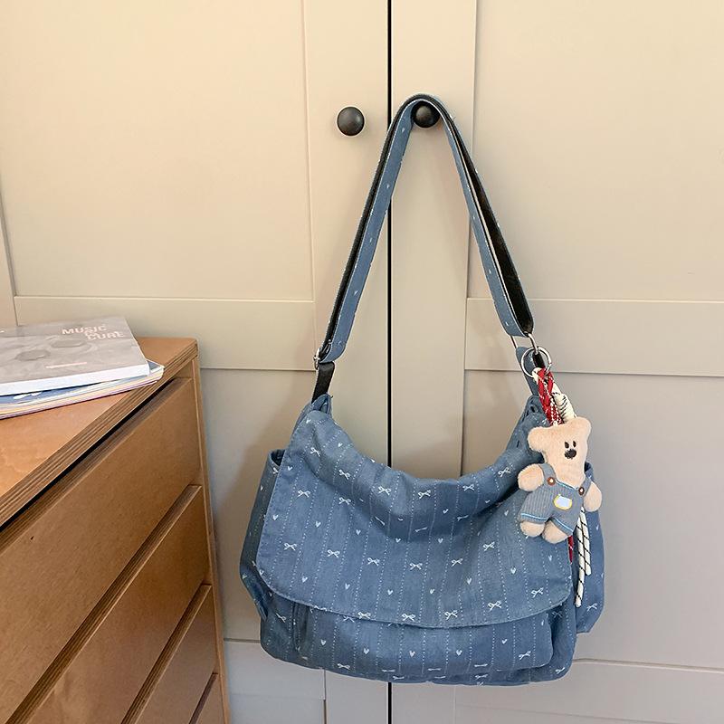 Spring and Summer Denim Bag Women's New Trendy Fashion Casual Tote Bag Large Capacity Shoulder Armpit Bag