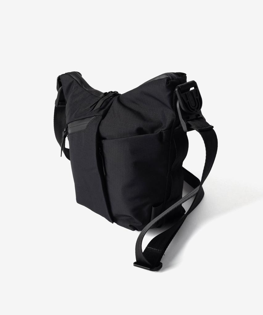 Shoulder Bag AD010710118 Flow Satchel Mini Black Axoflux 210D [Alpaca] - [Used]