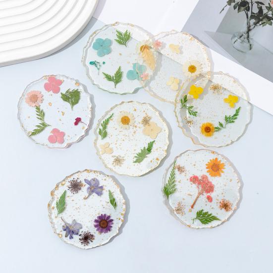 Handmade Resin Coaster Dried Flowers Cup Mat Heat-Resistant Clear Waterproof Table Protection Mat Unique Gift for Coffee Lovers Home Office Decor