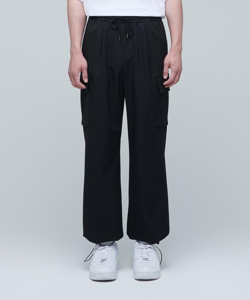 MUSINSA STANDARD Wide Elastic Cargo Slacks [Black]