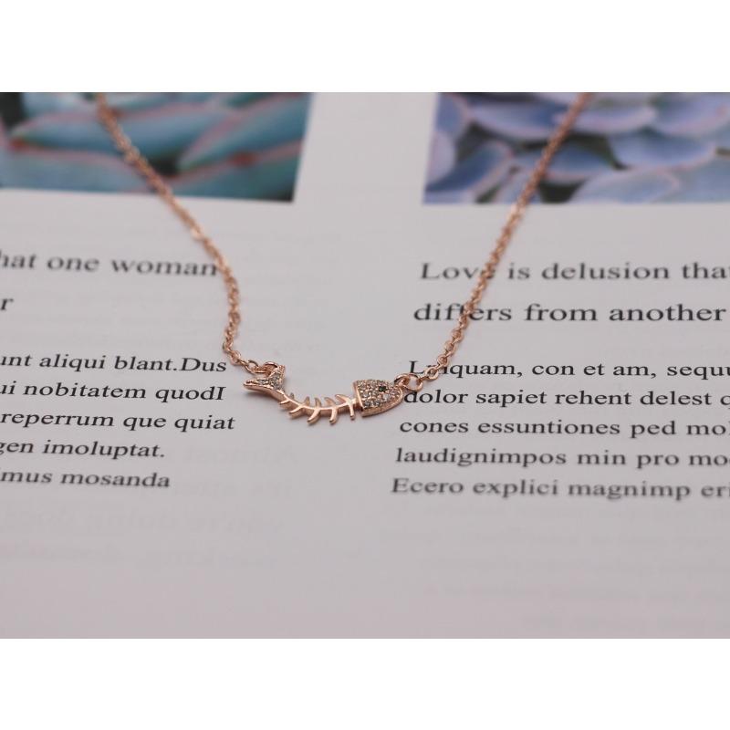 Fashion Temperament Fishbone Necklace Fashion Student Collarbone Chain Women's Cold Style