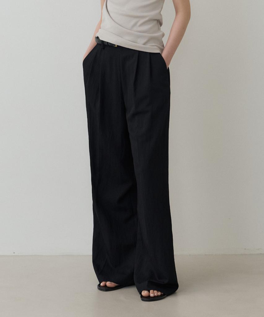 TOWAV Kaia Tuck Slacks_Black