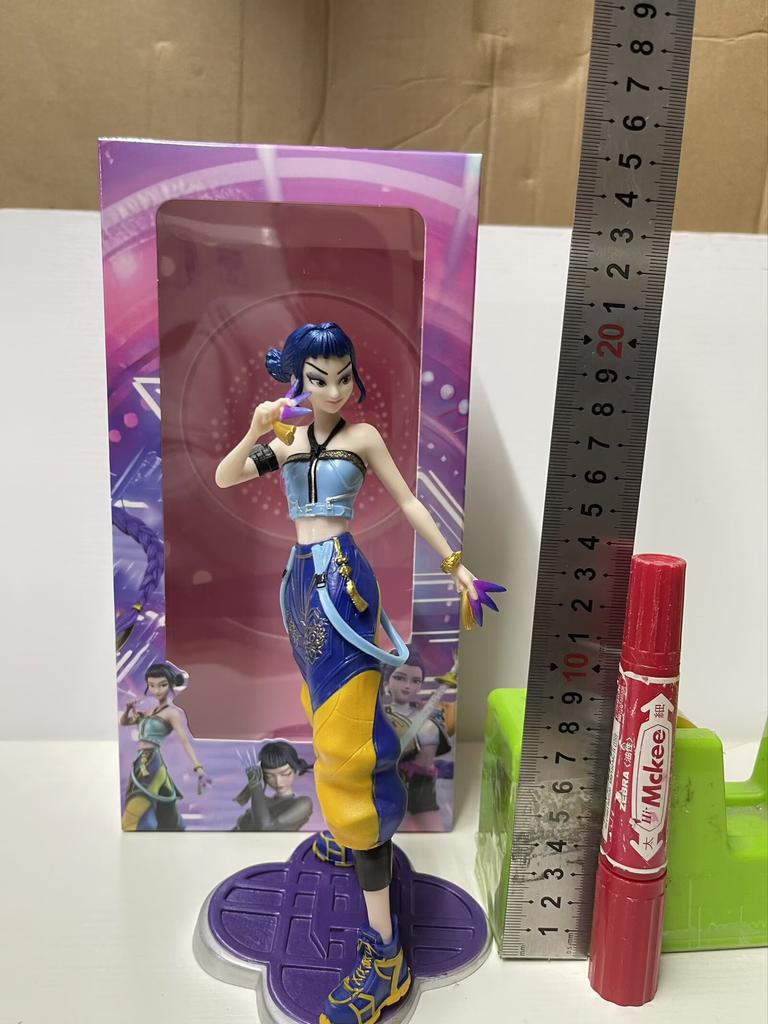 Movie Peripherals K-Pop Witch Hunters, Rumi, Mira, Zoe, Chassis Model Ornaments, Boxed Figures