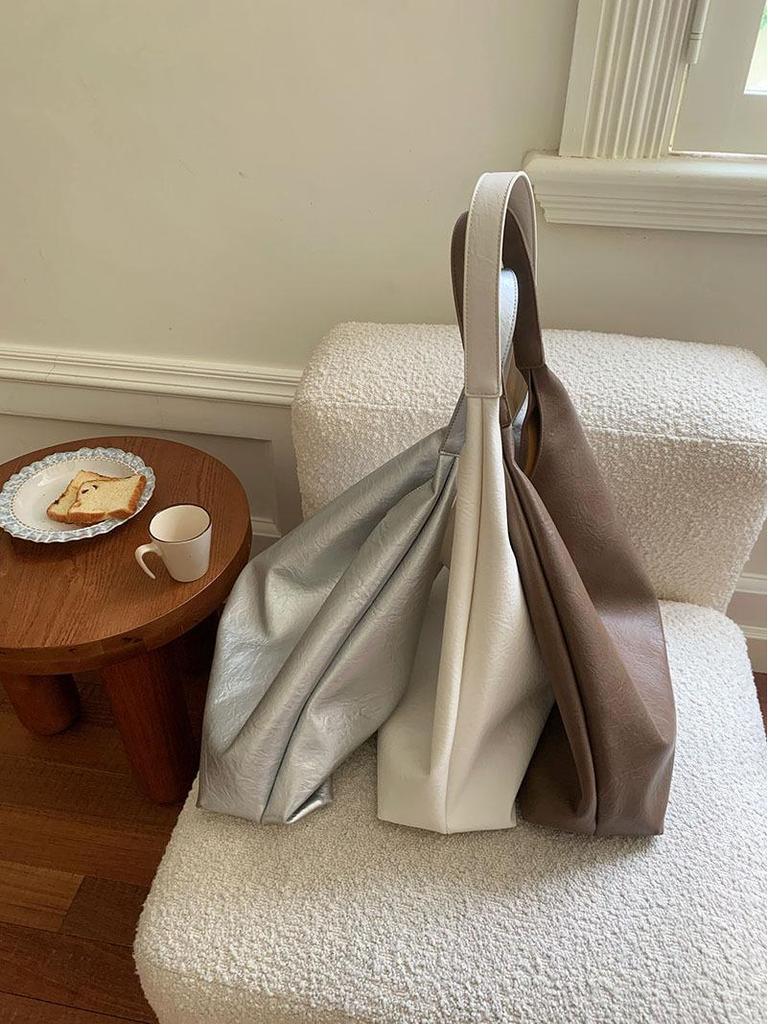 2025 Trendy Silver Korean Style Women's Underarm Tote - Versatile, Large Capacity Summer Shoulder Bag